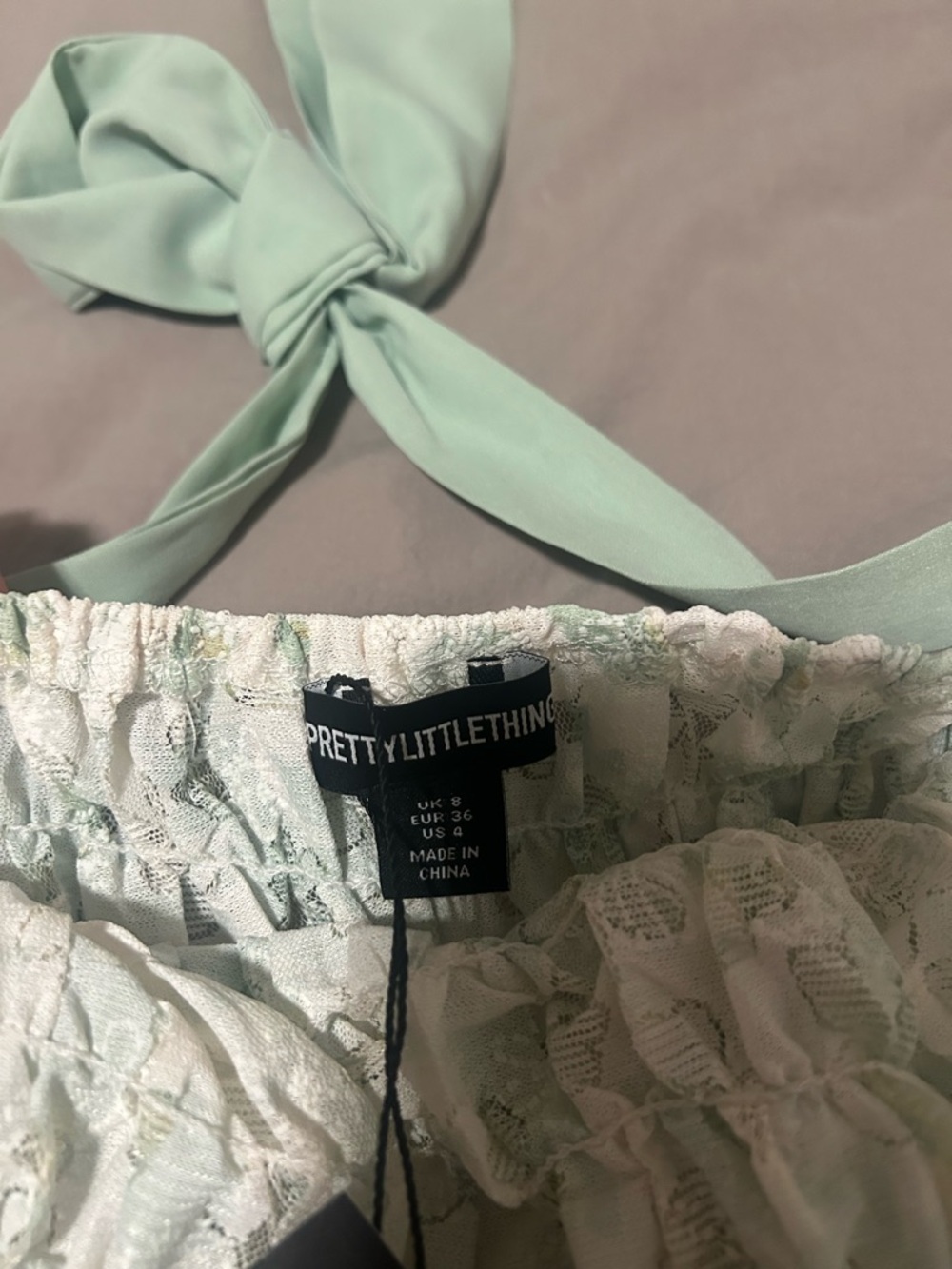 PrettyLittleThing Mint Green Lace Halter Mini Dress - Picture 6 of 8